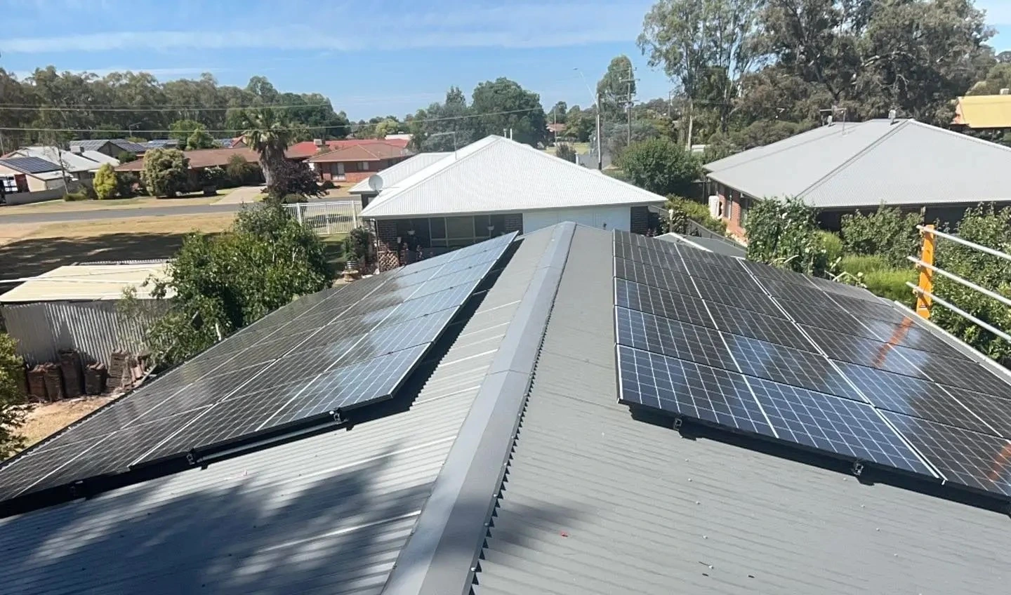 Solar & Batteries
